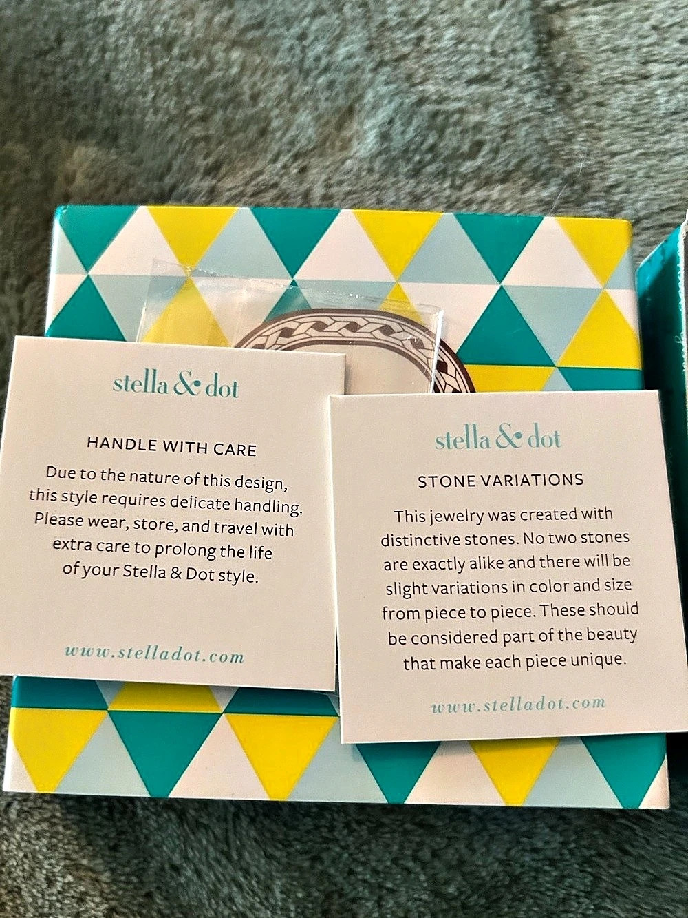 NWT-Stella & Dot Statement Drop Earrings Multicolor & Gold - Picture 4 of 5